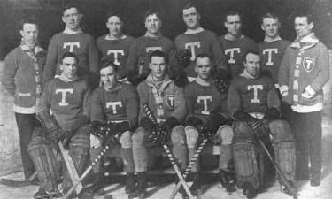 1913/14 Stanley Cup Champions <br> Toronto Blue Shirts